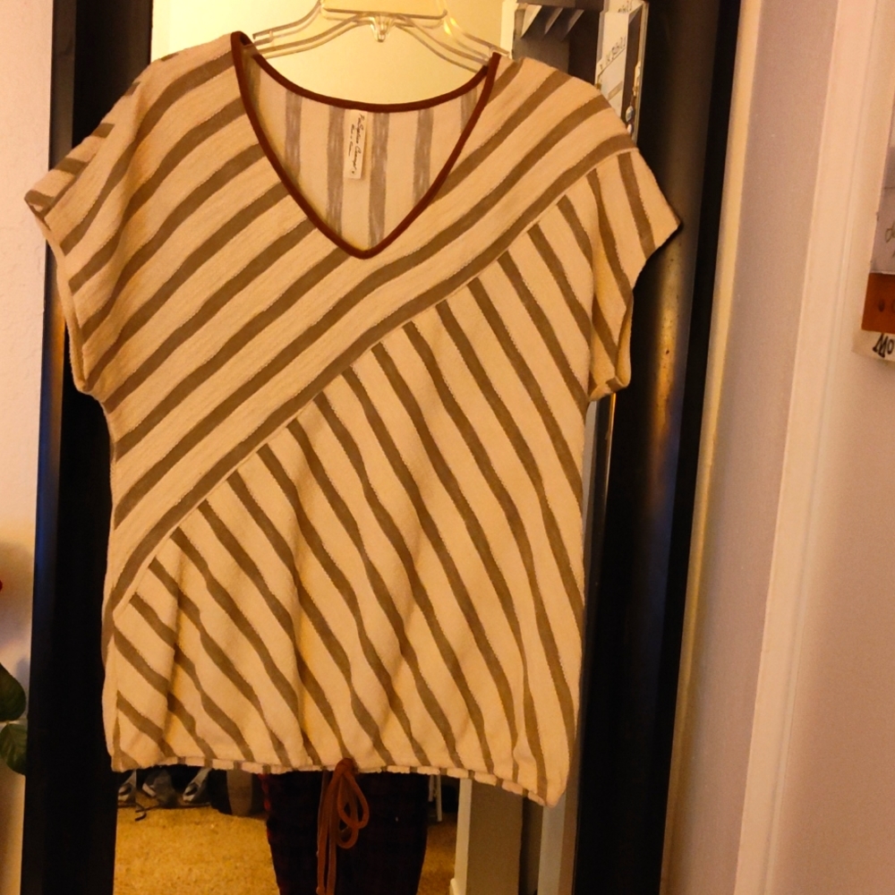 Cute women's top